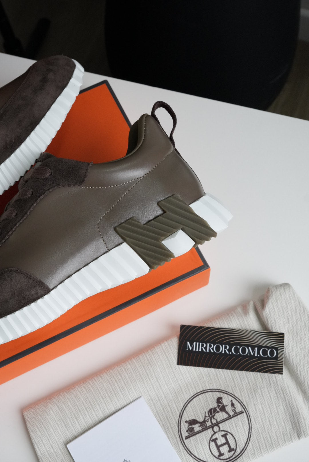 Tenis Hermes