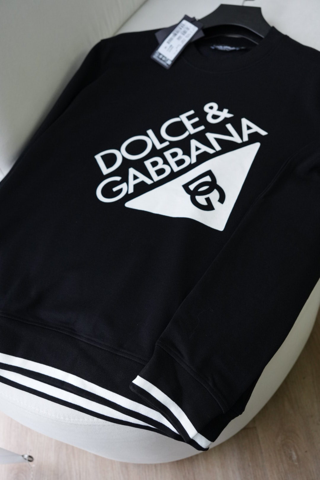 DG sweatshirt