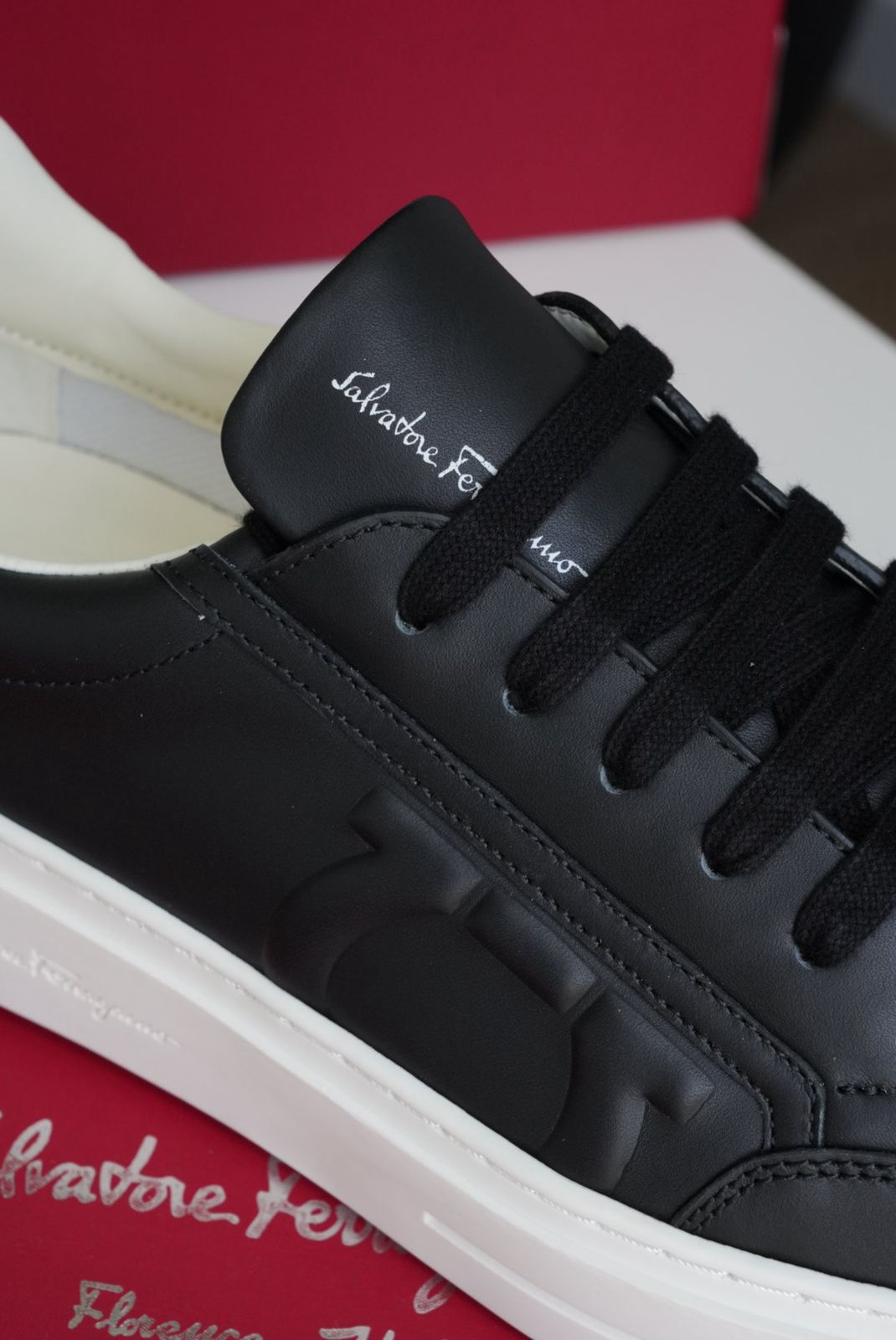 Tenis Ferragamo