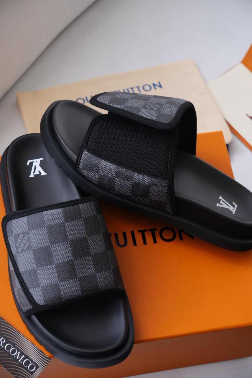 Sandalias LV