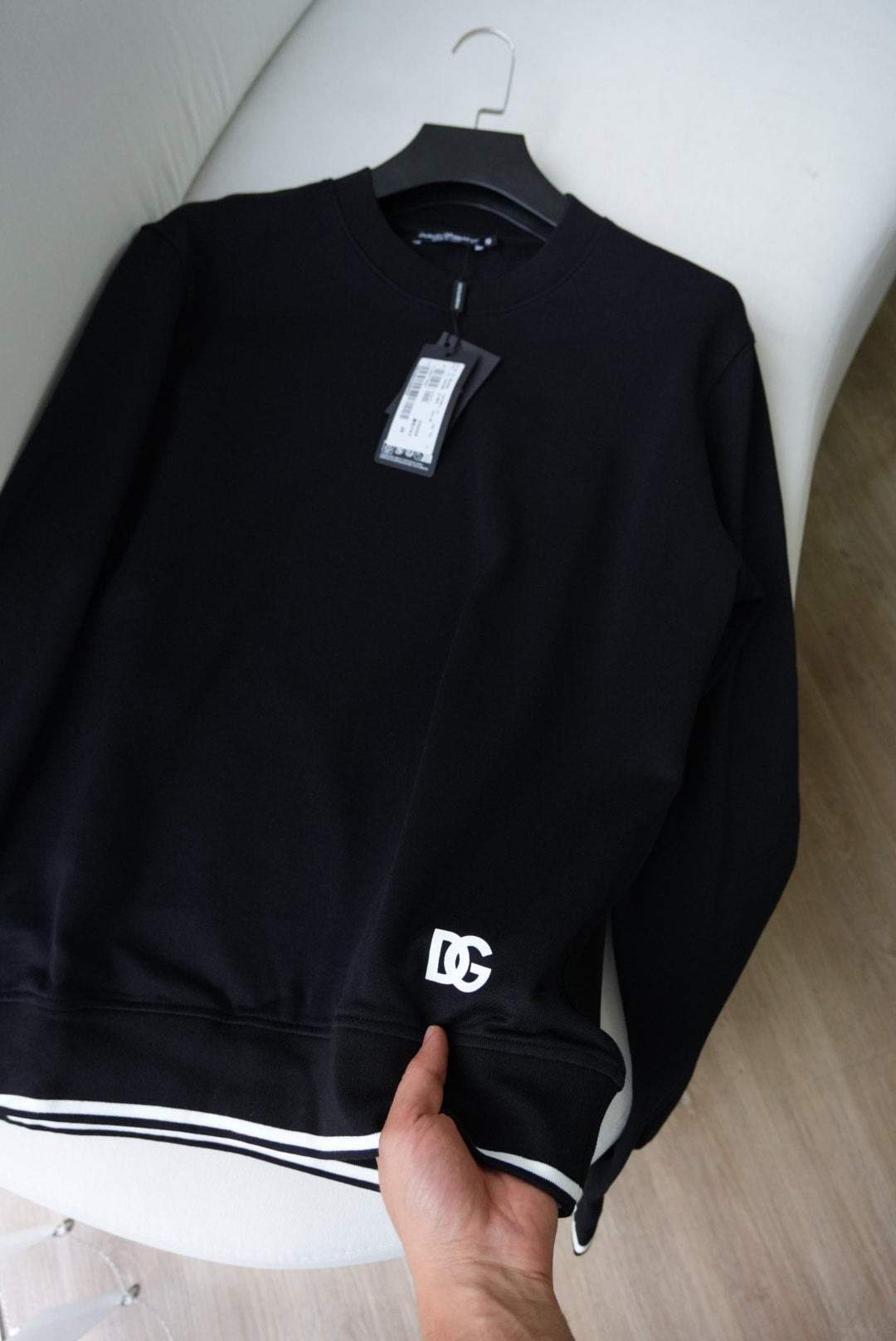 DG back ornamental
