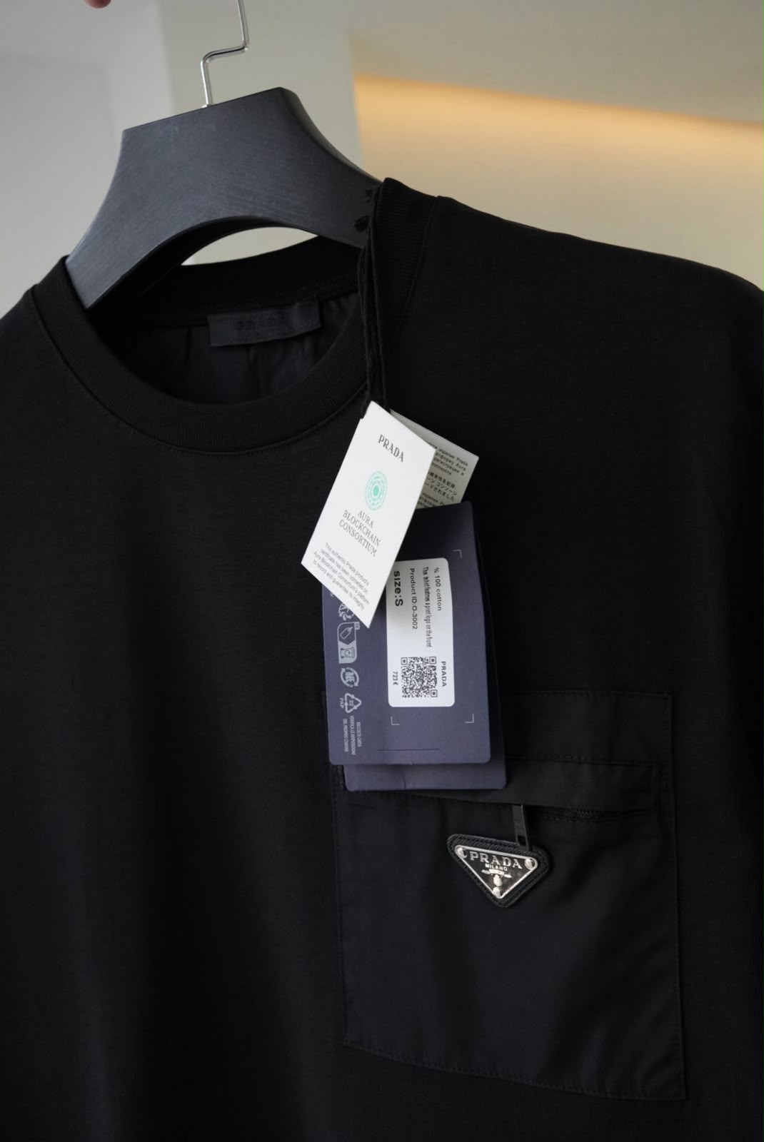 Camiseta Prada