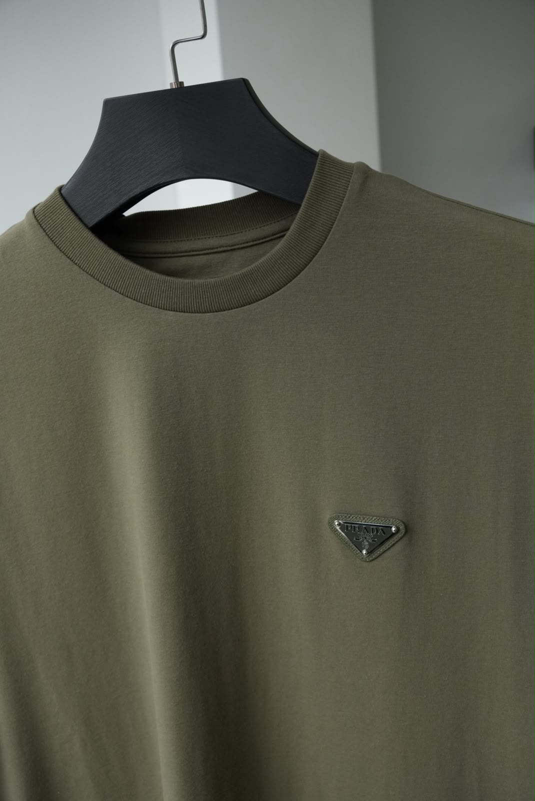 Camiseta Prada