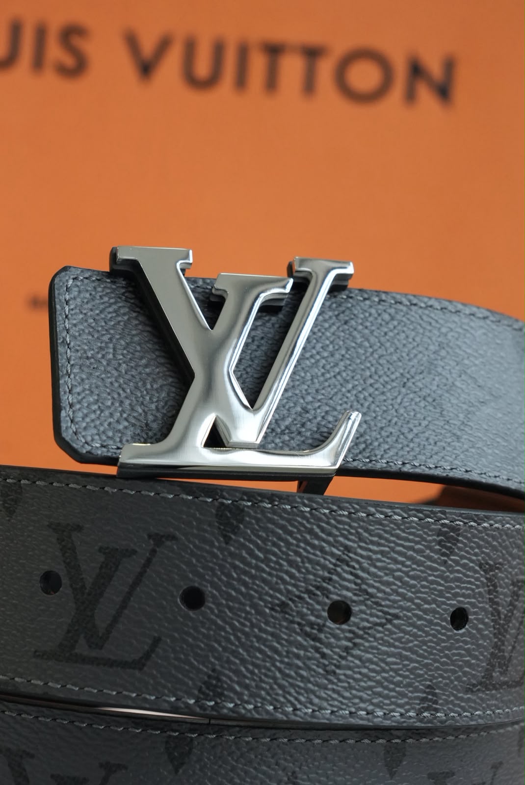 Cinturón LV