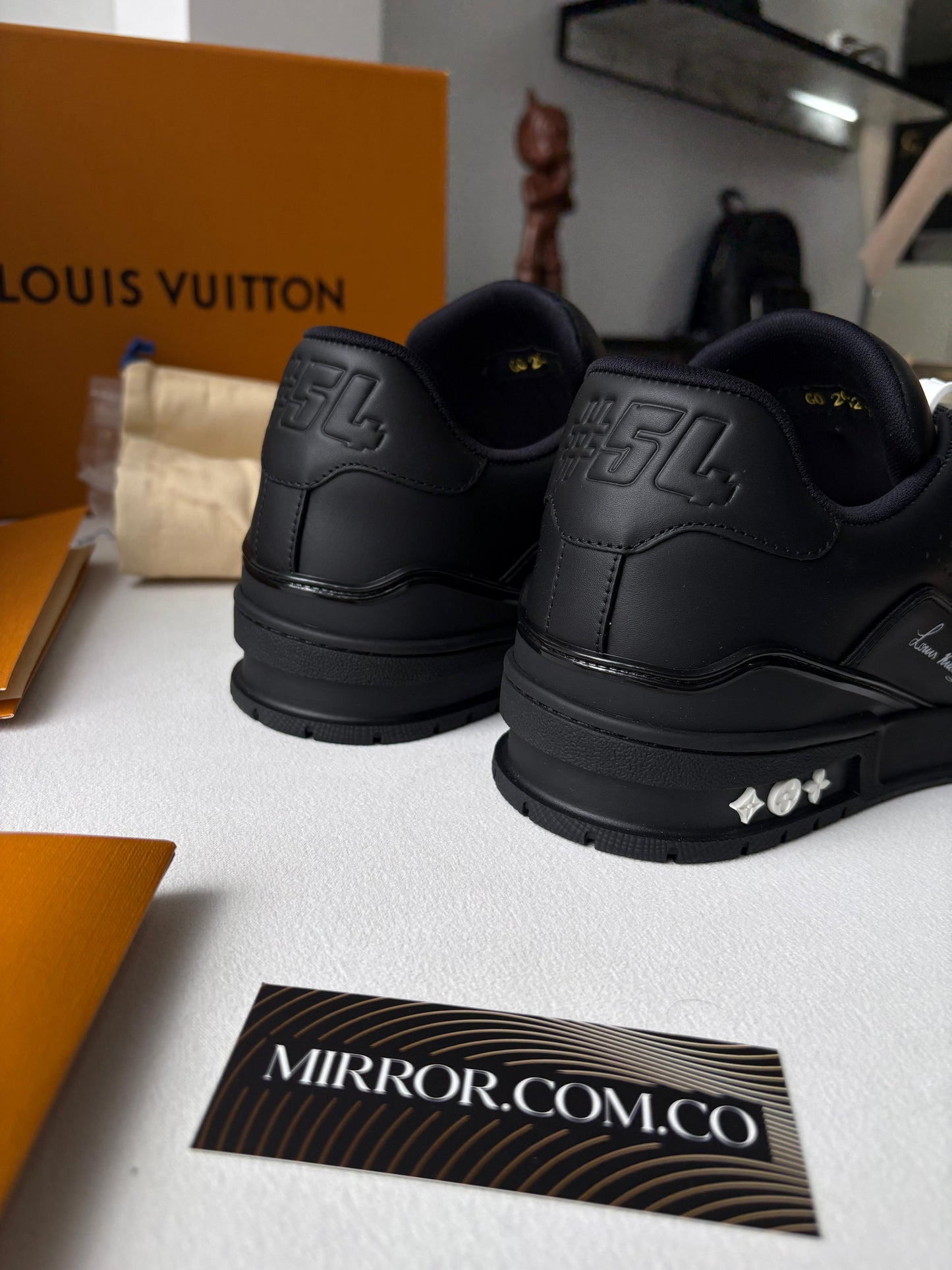 LV