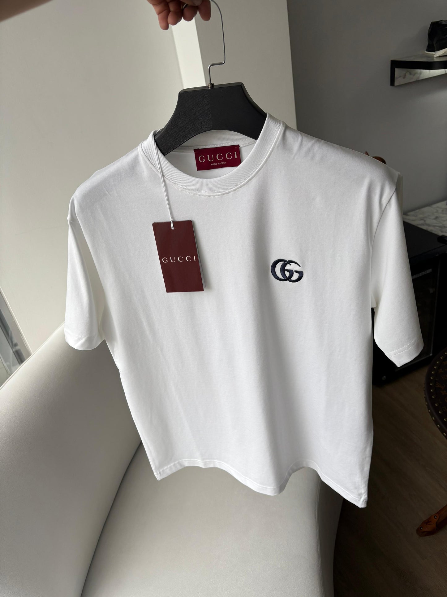 GG
