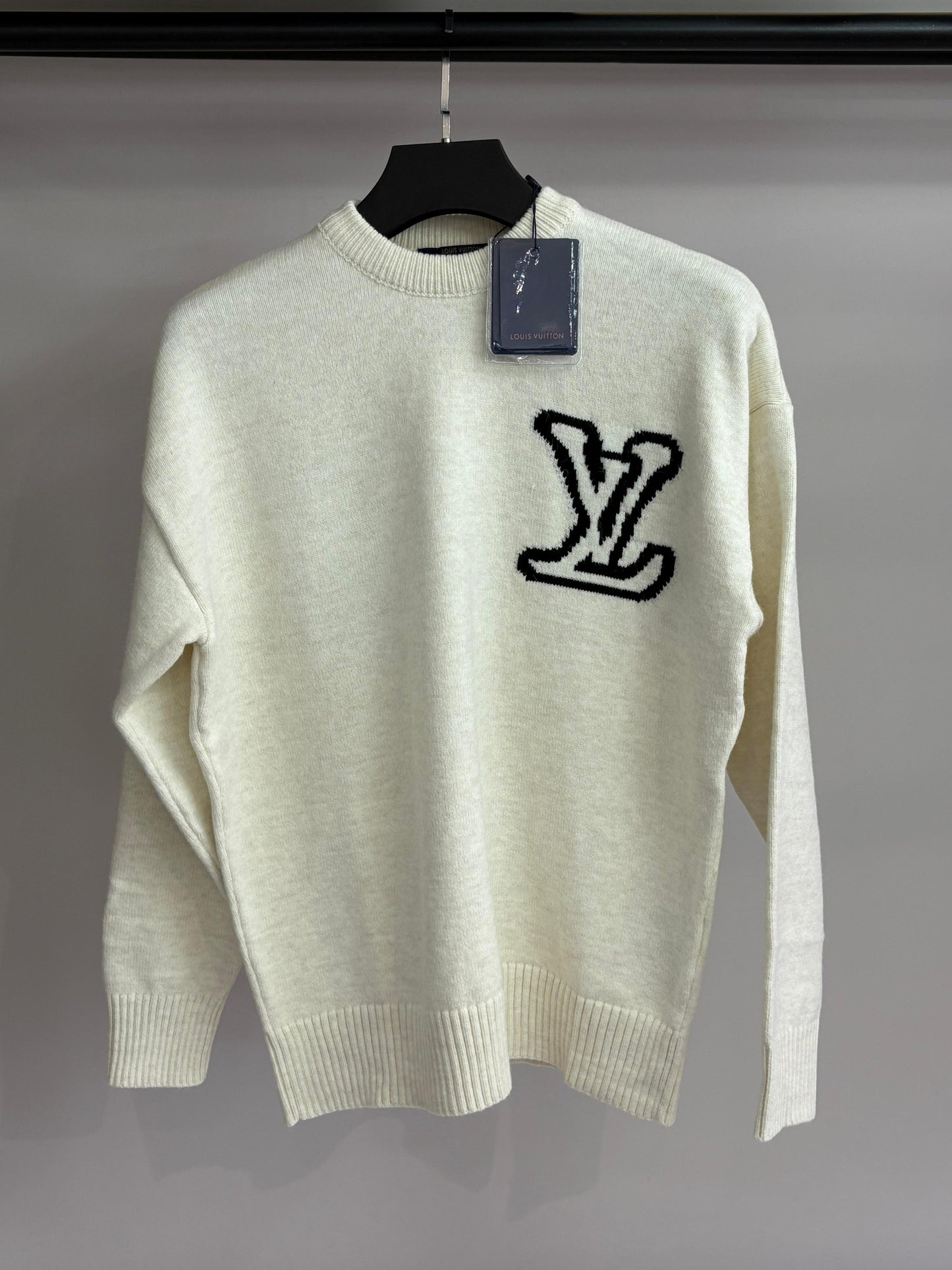 LV