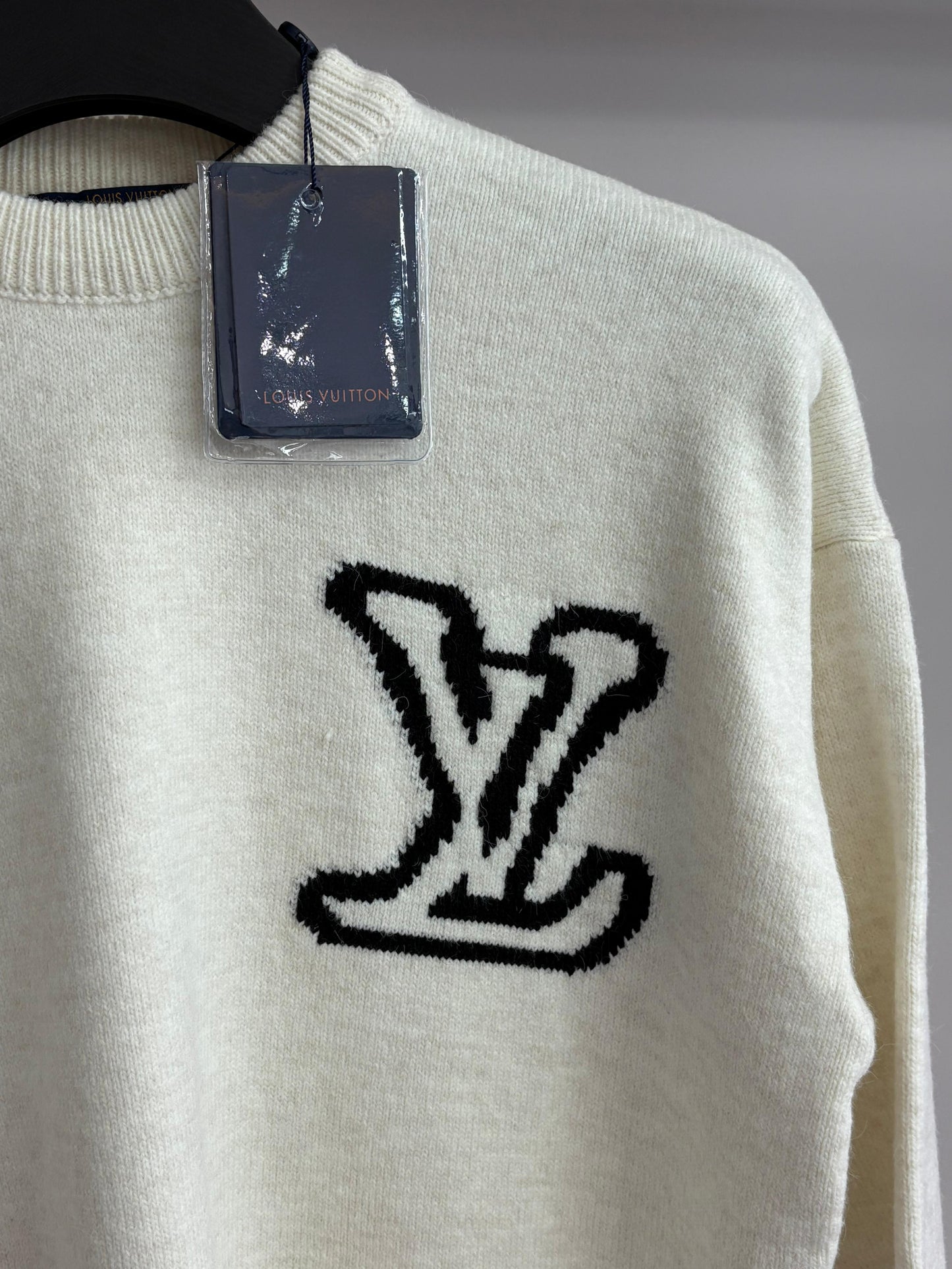 LV