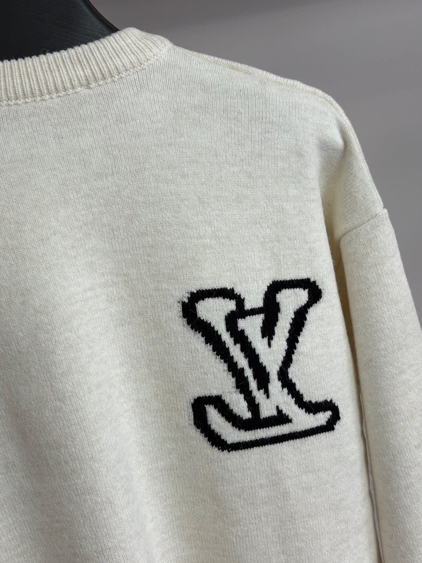 LV