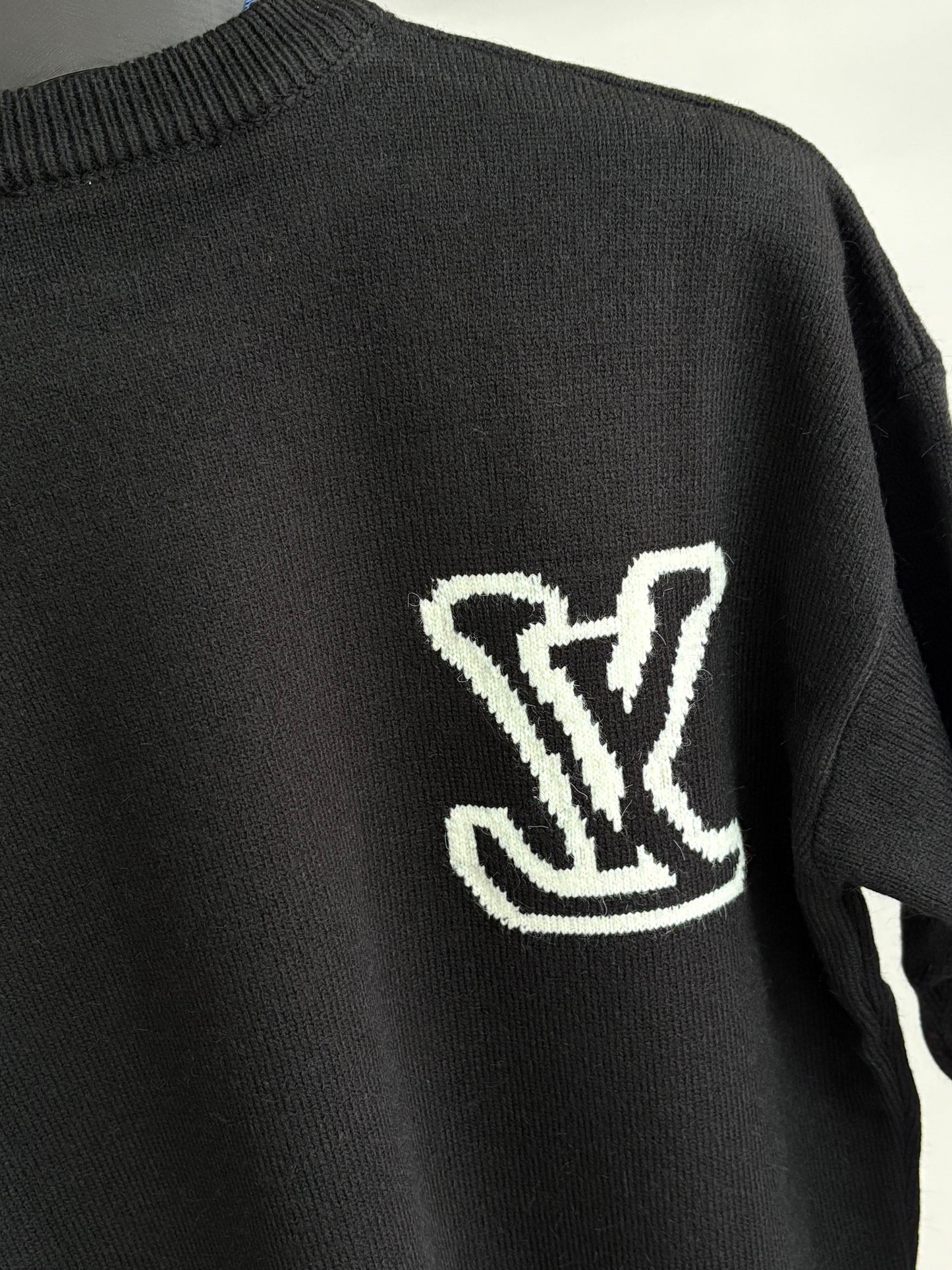 LV